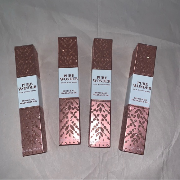 4 x Bath & body works pure wonder brush & go gel